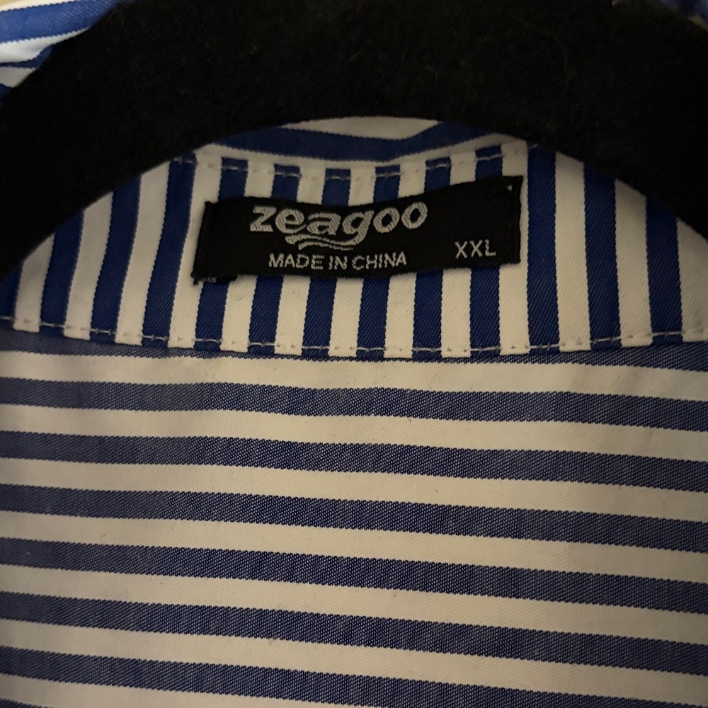 Zeagoo Navy and White Striped Men's Shirt - Picture 2 of 3